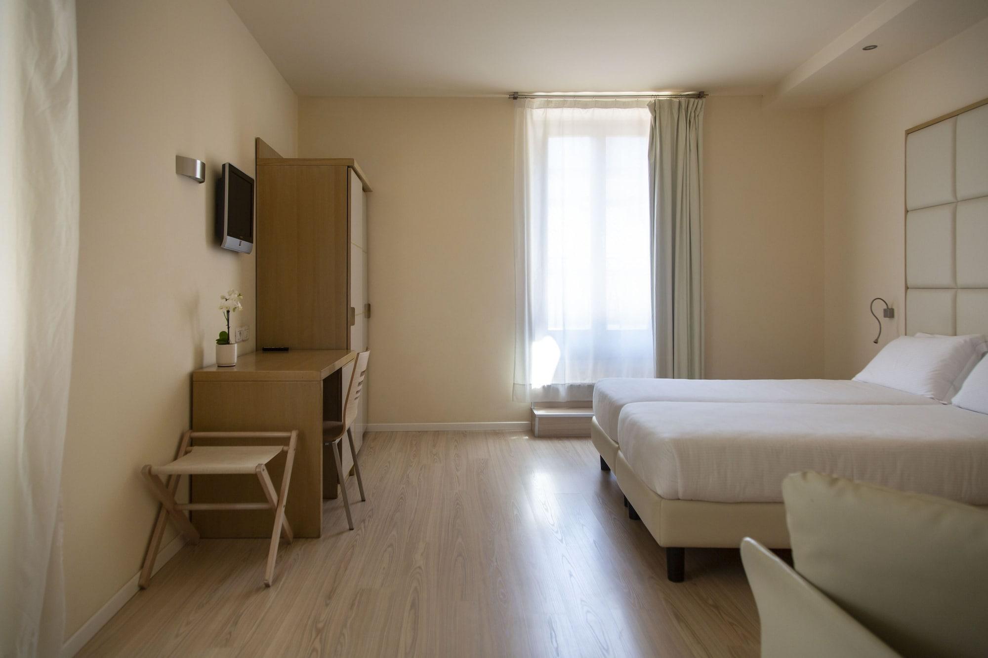 Hotel Antico Borgo Riva del Garda Extérieur photo