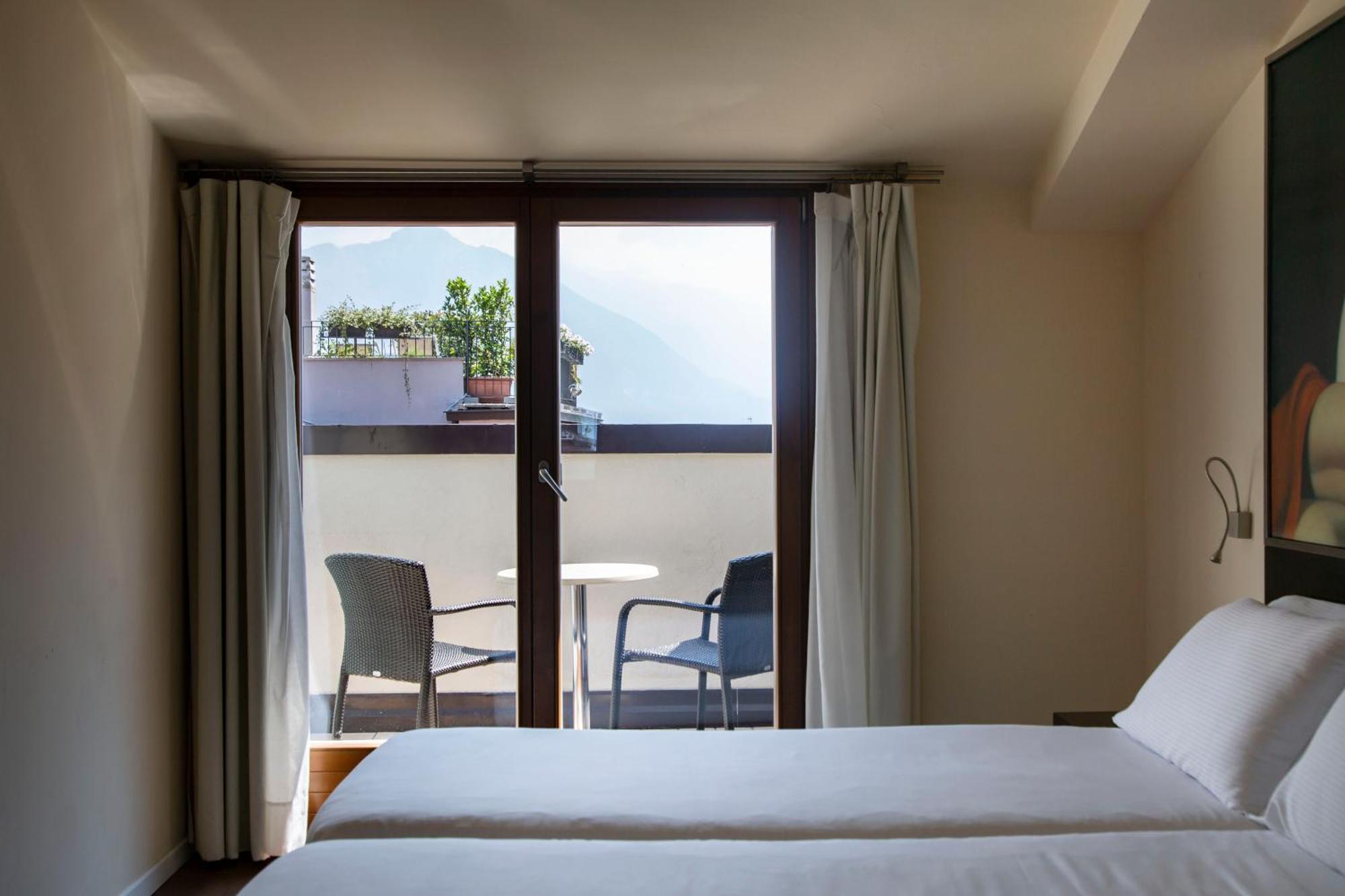 Hotel Antico Borgo Riva del Garda Chambre photo