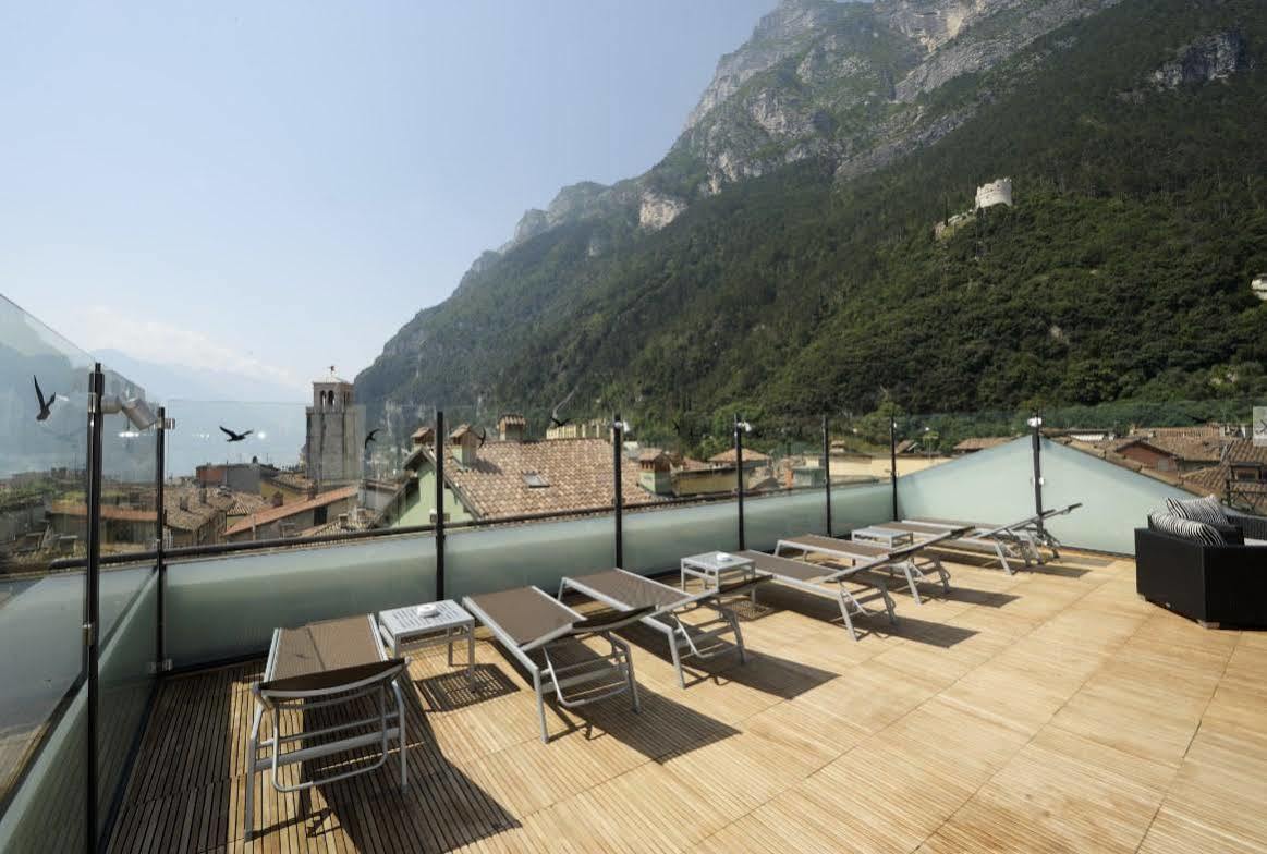 Hotel Antico Borgo Riva del Garda Extérieur photo